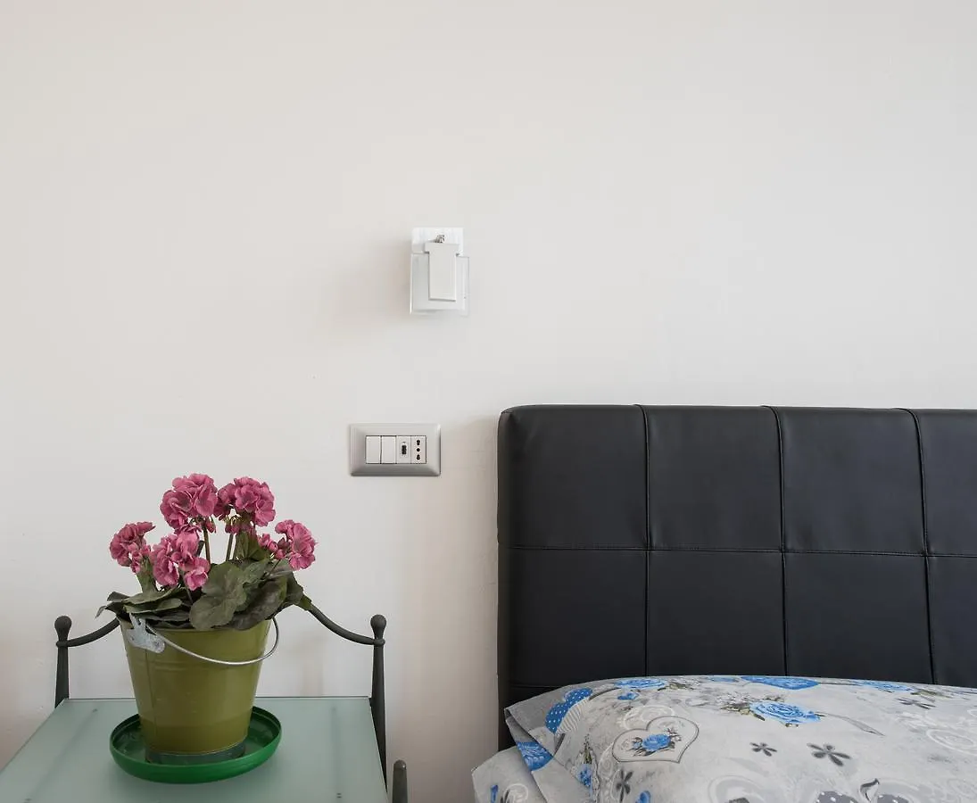 Spartaco Apartment Milan 0*,